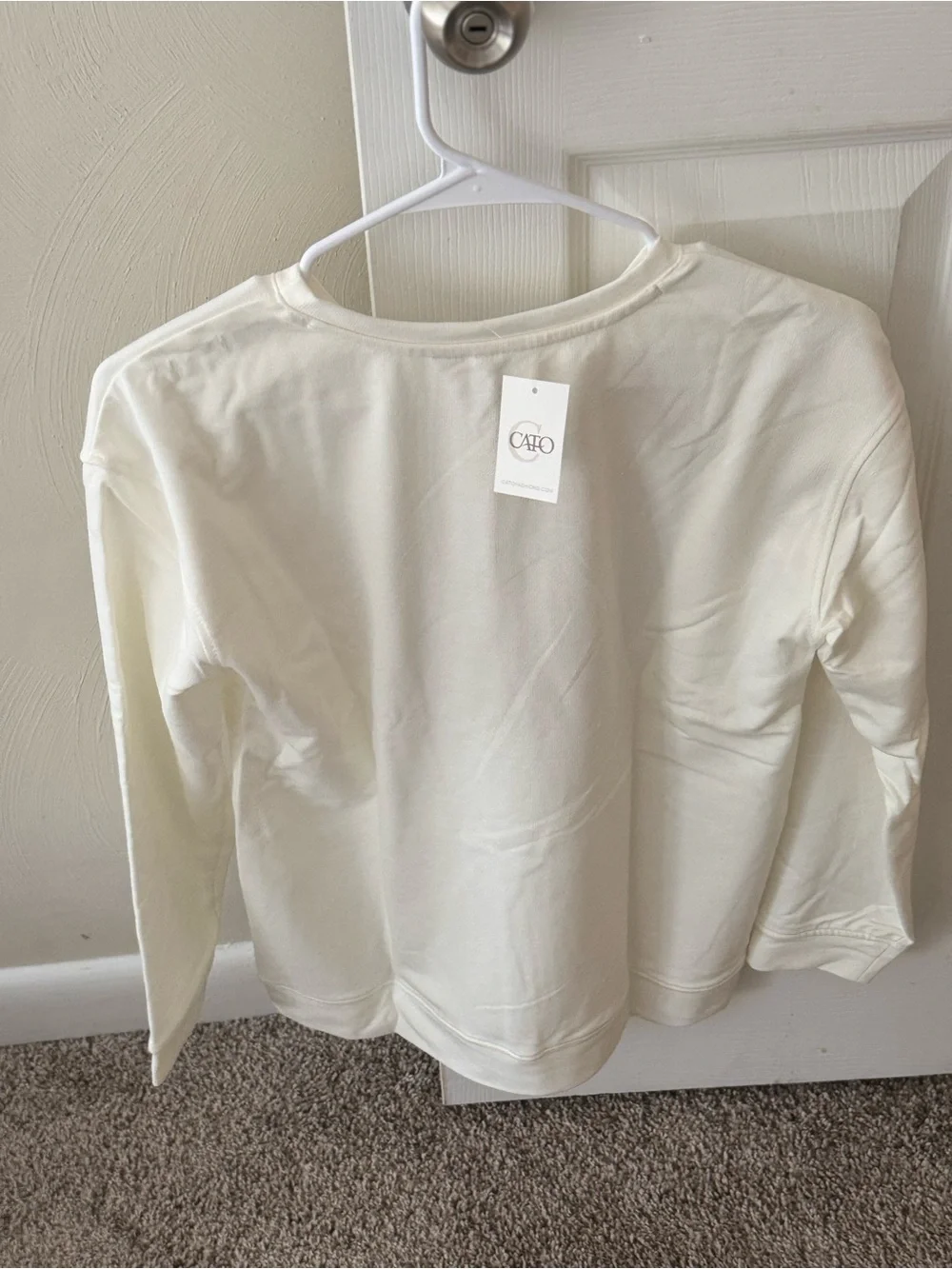 Cato Cream Long-Sleeve Sweatshirt with Gold Heart